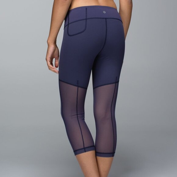 NWOT Lululemon Breathe Easy Crop *Cadet Blue (US 6) - Picture 1 of 12